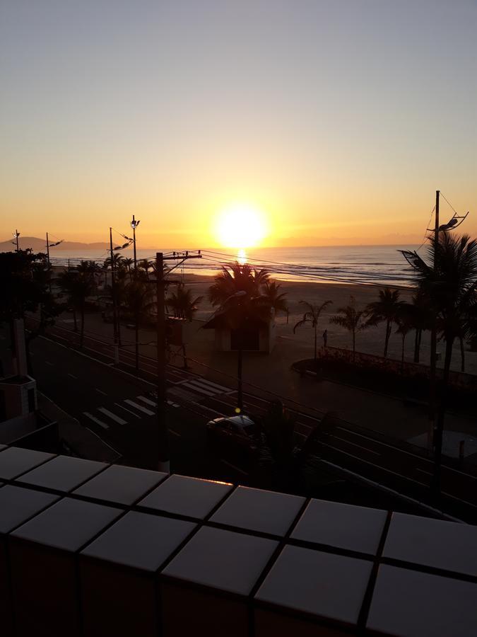 Frente Para O Mar - Vista Espetacular De Todos Os Comodos Praia Grande  Exterior foto